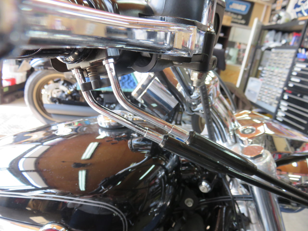 2013年式 XL1200C スロットル、アイドルケーブル交換 : HarleyDavidson 