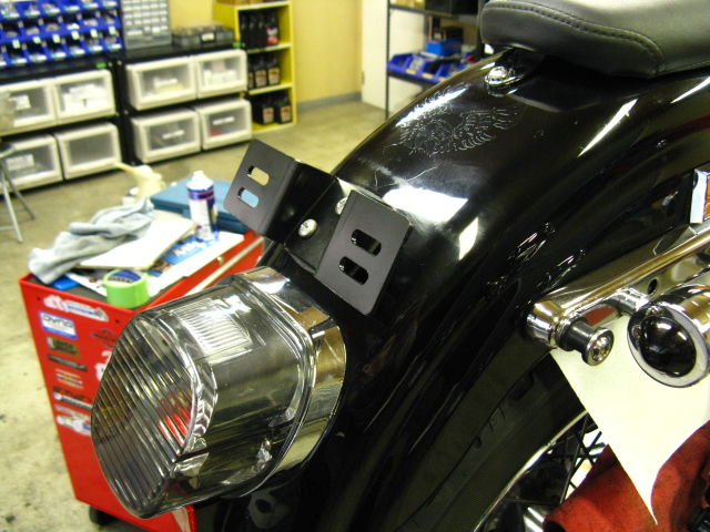 2003年式XL883 ナンバープレートのレイダウン!! : HarleyDavidson