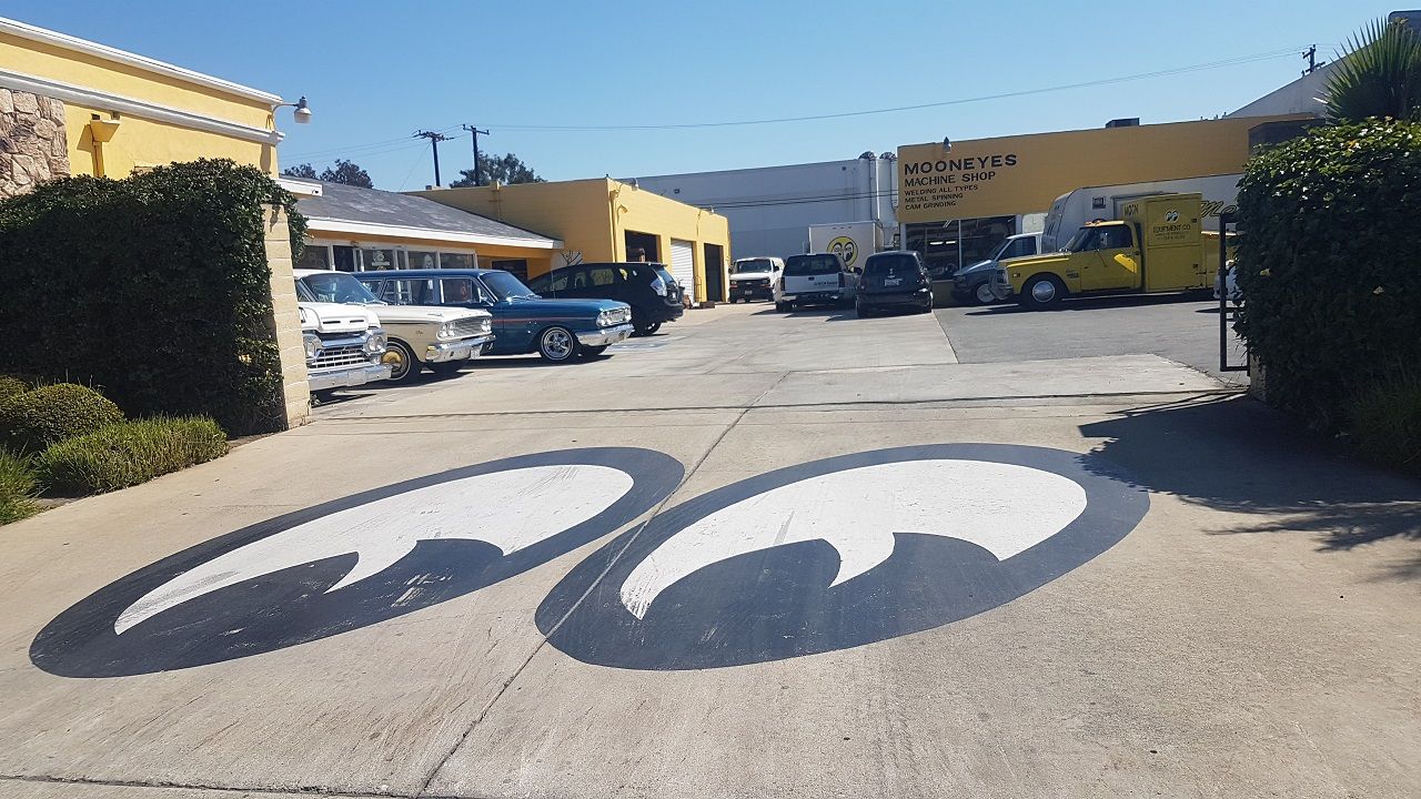 Moon Eyes Usa に行ってきました Harleydavidsonパーツディストリビューター ネオファクトリー カスタムショップ ネオガレージブログ