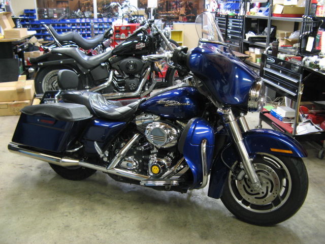 HARLEY-DAVIDSON 2006年式ストリートグライド純正オーディオ 【公式通販】