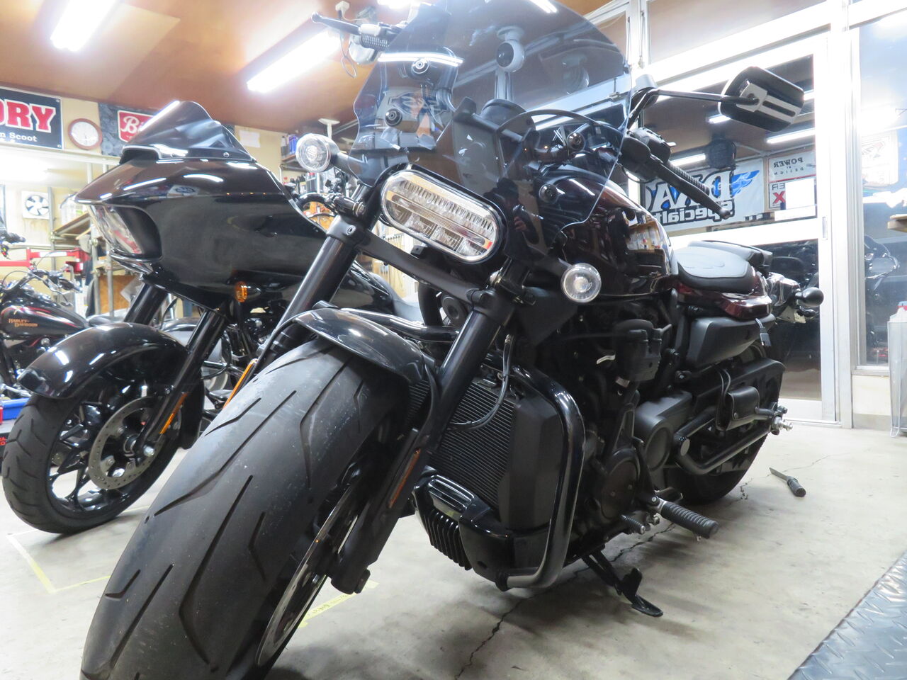 NEO FACTORY ハンドルLEDウインカー RH1250S、RH975 ハーレー用パーツ