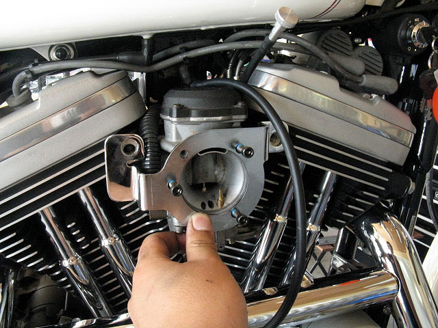 2003年式XL1200S クリアキン・ハイパチャージャーエアクリーナー装着