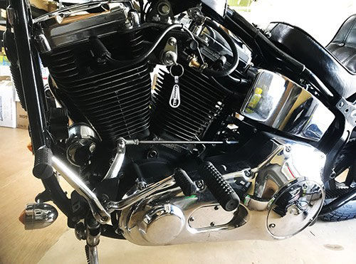 ミッドでハイなやつ : HarleyDavidsonパーツディストリビューター ネオ