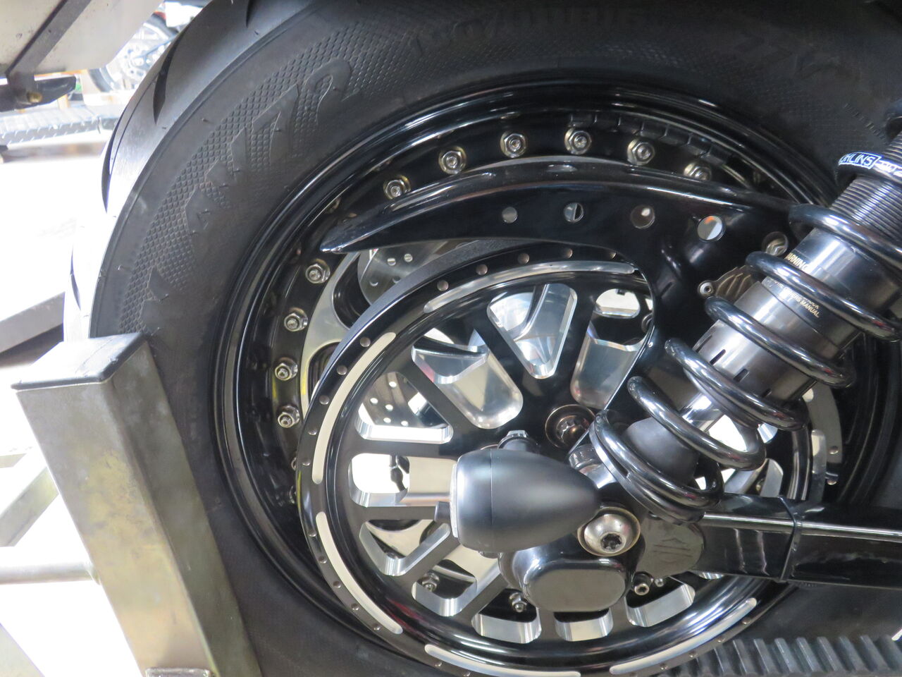 2014年式XL1200X 前後タイヤ交換 : HarleyDavidsonパーツ
