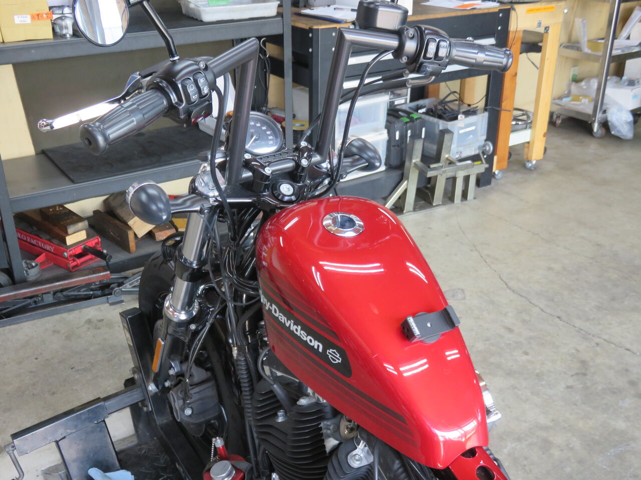 2018年式XL1200X リアショック交換！！！ : HarleyDavidsonパーツ