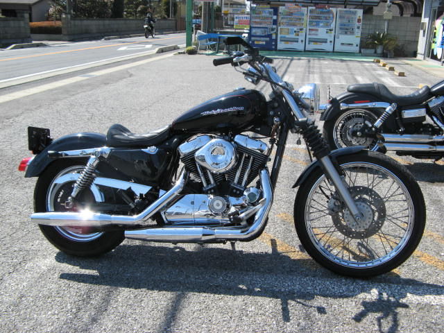 2004年式XL1200C スポーツスター1200カスタムの前後ウインカー交換