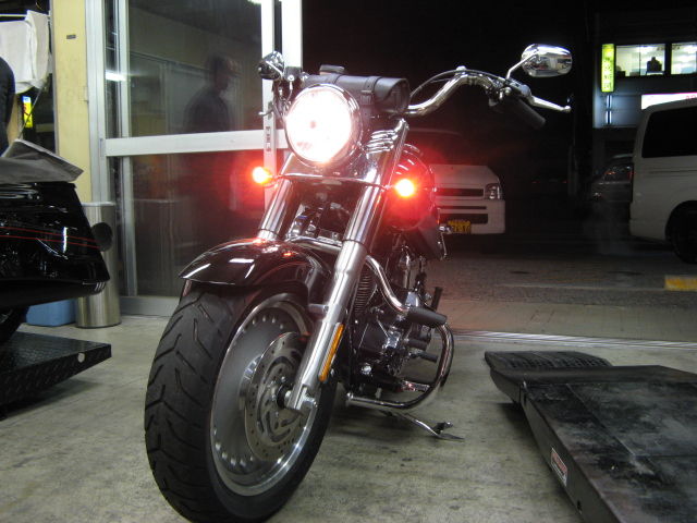 2011年式FLSTF ファットボーイの前後ウインカー交換＆ヒートデーモン