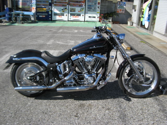 2002年式FXSTD ソフテイル・デュースにSUエアクリーナー取付