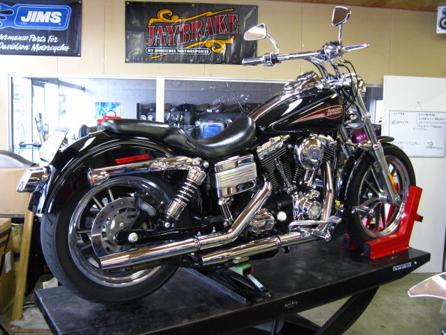 2007年式FXDLワイドタイヤキット組付け!! : HarleyDavidsonパーツ