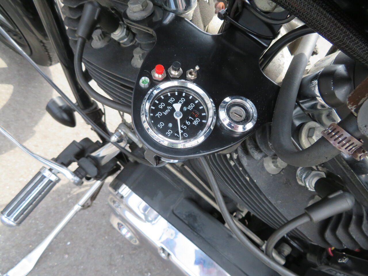 ☆配線をChop！Chop！！chopper！！！☆1993年式FXSTCスイッチ加工