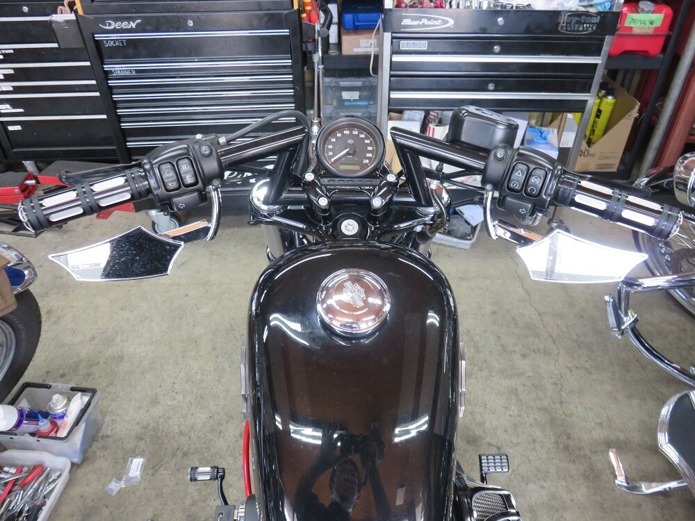 2016年式XL1200Xに12インチのゴーストエイプバー取り付け 