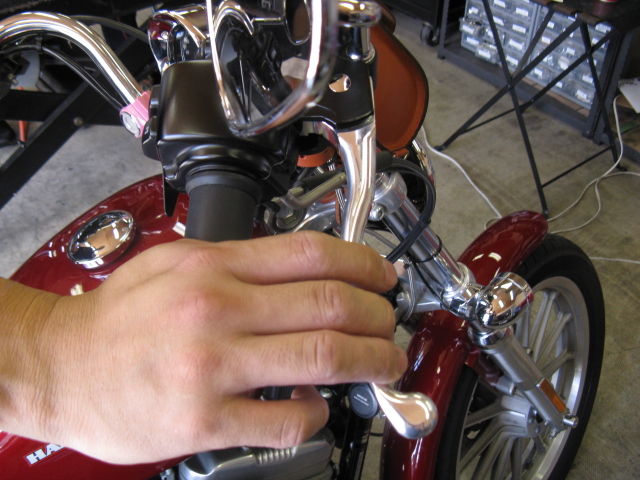 2006年式XL883L スポーツスターにミスミのMSレバー装着 