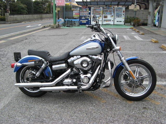 2010年式FXDC ダイナ・スーパーグライド・カスタム サンダー