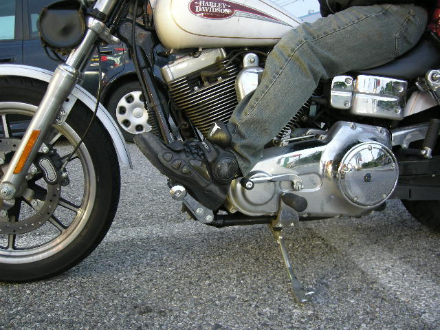 2008年式FXDL ハイウェイペグ取り付け ￥15,200 : HarleyDavidson 