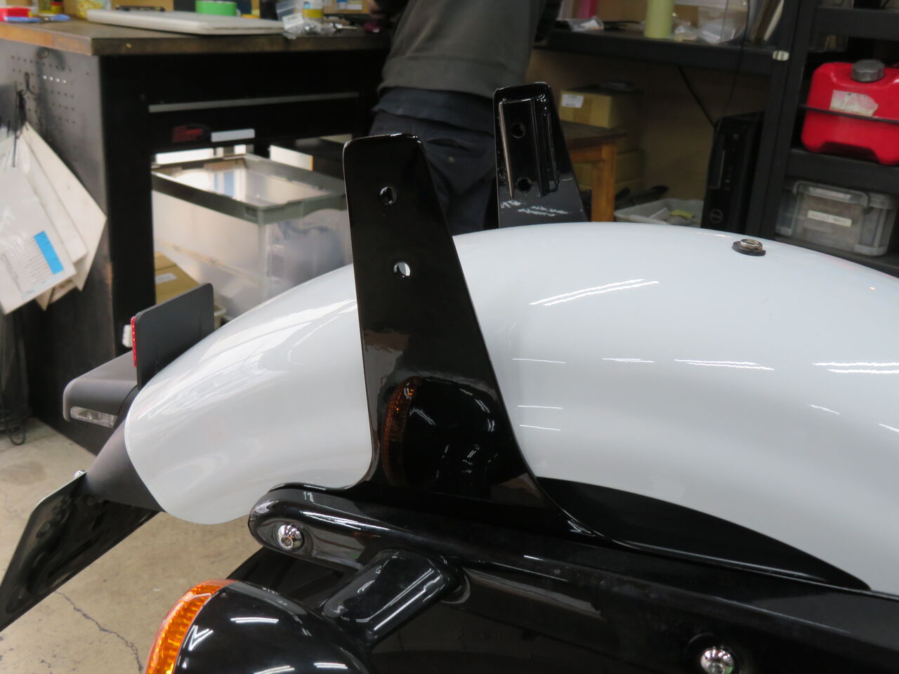 2021年式 XL1200NS シーシーバー装着！！ : HarleyDavidsonパーツ 