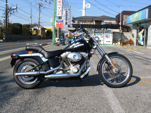 2002年式FXST シッシーバーを装着!! : HarleyDavidsonパーツ
