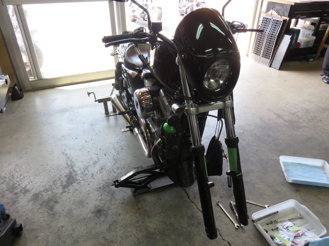 05年式xl8 フォークシール交換 Harleydavidsonパーツディストリビューター ネオファクトリー カスタムショップ ネオガレージブログ
