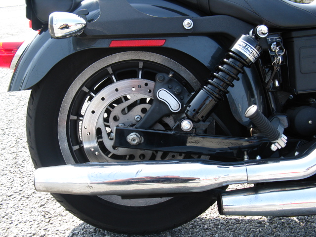 2005年式FXDX リアローダウンショック交換 ￥27,400(参考価格