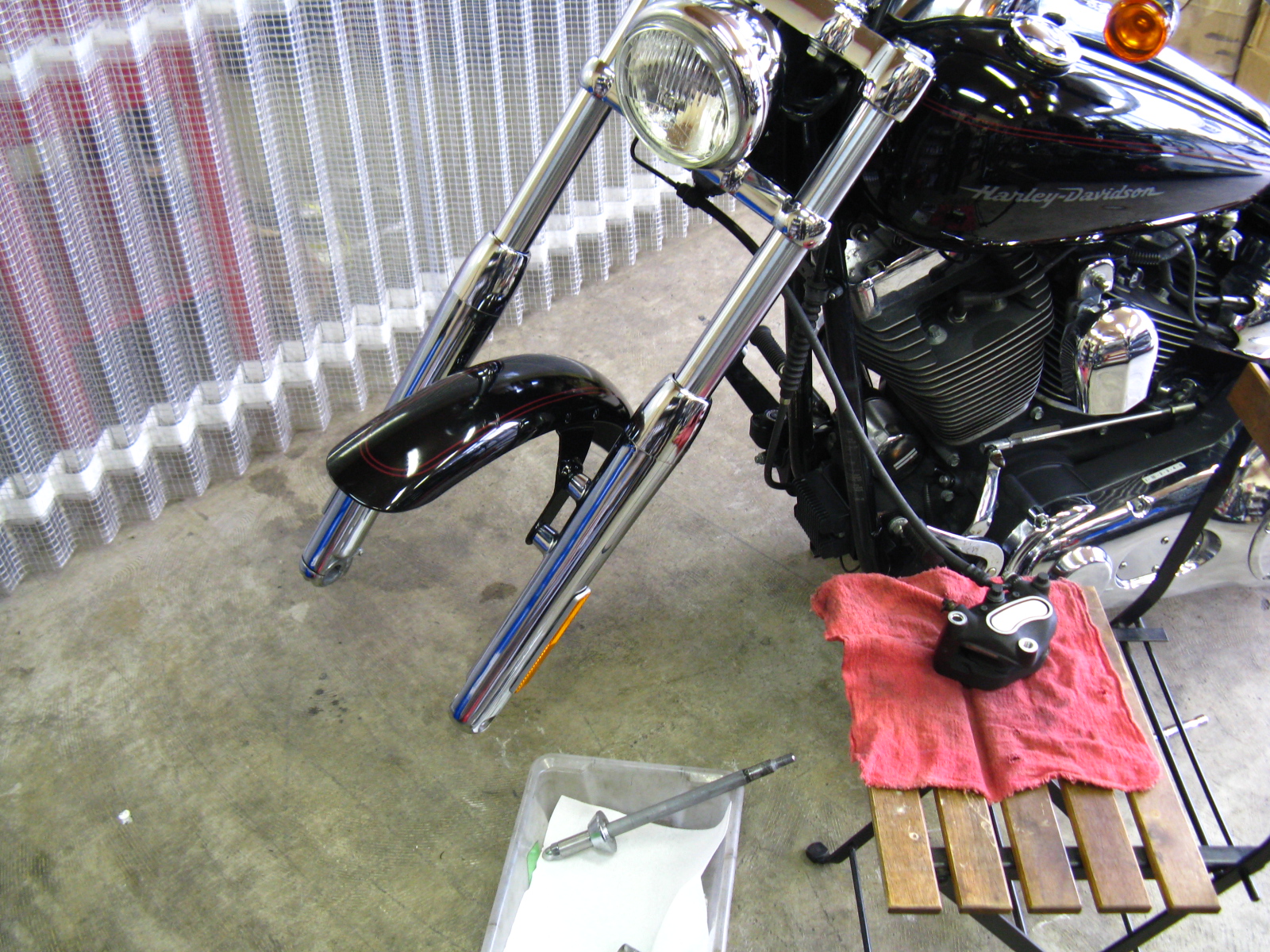 00年式fxstdソフテイルデュース 車検整備 フロント周り一式カスタム 前編 Harleydavidsonパーツディストリビューター ネオファクトリー カスタムショップ ネオガレージブログ