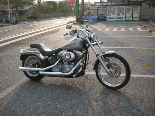 ハーレー インナーチューブ FXST 2007年式FXST フォークインナーチューブ交換 ￥39,700