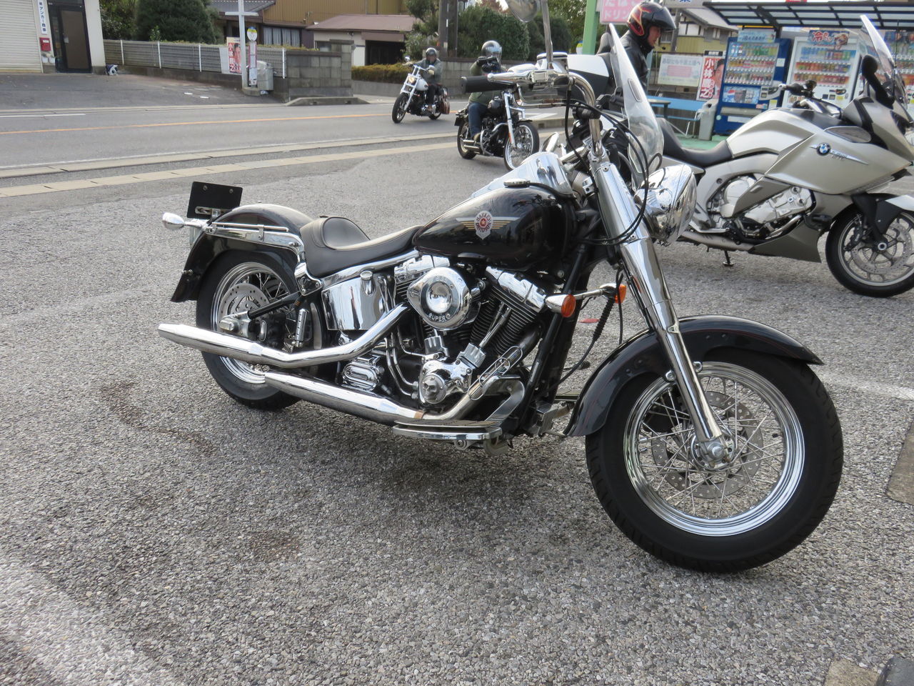 2000年式FLSTF ワイヤースポークホイール化！！！ : HarleyDavidson 