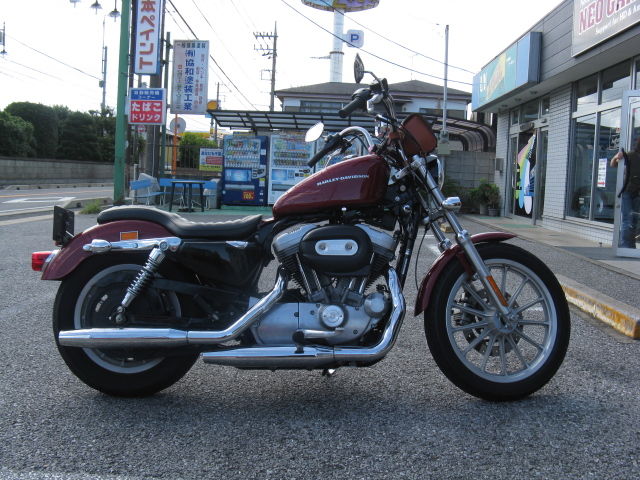 2006年式XL883L スポーツスター883ローにフルカバーショック取り付け