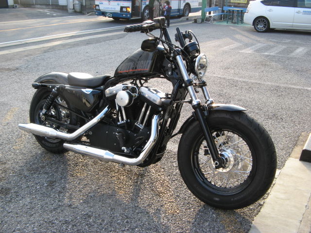 2013年式XL1200X フォーティーエイトに高~いハンドルを装着+α