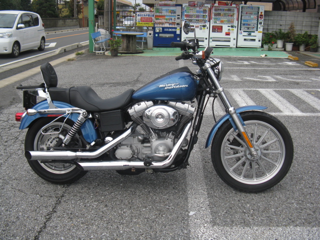 2005年式FXD ハンドル交換 : HarleyDavidsonパーツディストリビュー