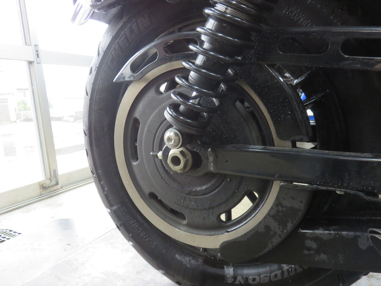 2016年式XL1200X北米プーリー取り付けのはずが 