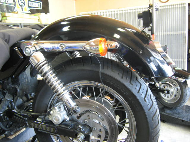 2004年式XL1200C スポーツスター1200カスタムの前後ウインカー交換