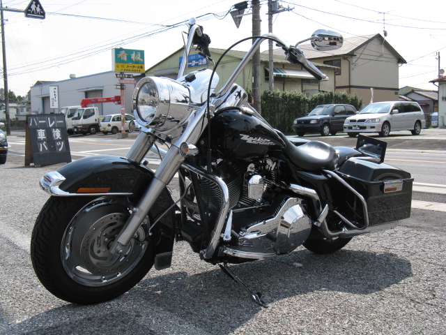 2005年式FLHRロードキング・オイル交換一式 ￥8,100(参考価格