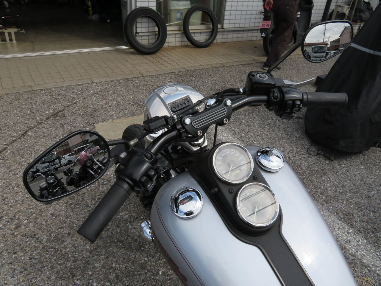 1999年式 FXDL ハンドル、スロットル＆アイドルケーブル交換 