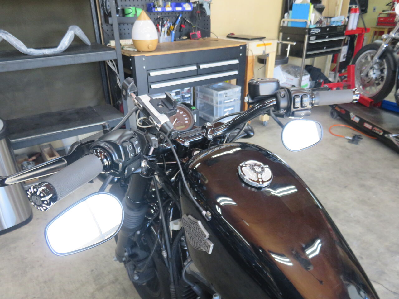 ☆2016年式XL1200X☆定番カスタムといえばハンドル交換 
