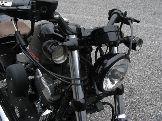 2011年式XL1200X スポーツスター・フォーティーエイトのハンドル