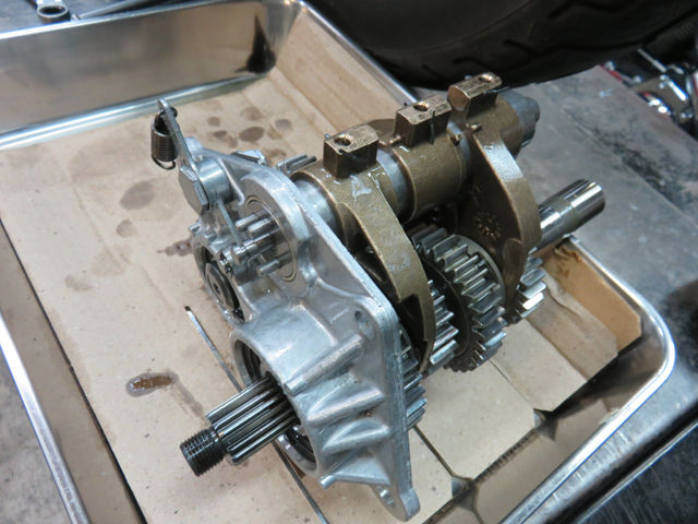 1996年式xl10 スポーツスター 4速と5速に入らない 修理 Harleydavidsonパーツディストリビューター ネオファクトリー カスタムショップ ネオガレージブログ