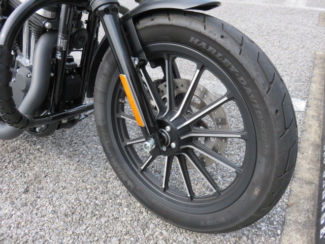 スポーツスター リアホイール+ビンテージタイヤ 883 1200