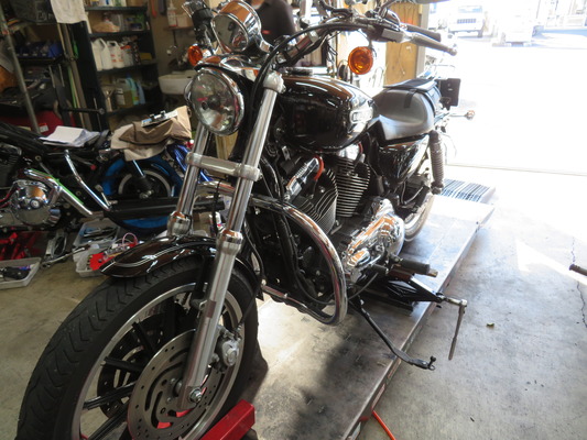 2010年式XL1200Lのリアサスペンション交換 : HarleyDavidson 2010年式XL1200Lのリアサスペンション交換 : HarleyDavidson