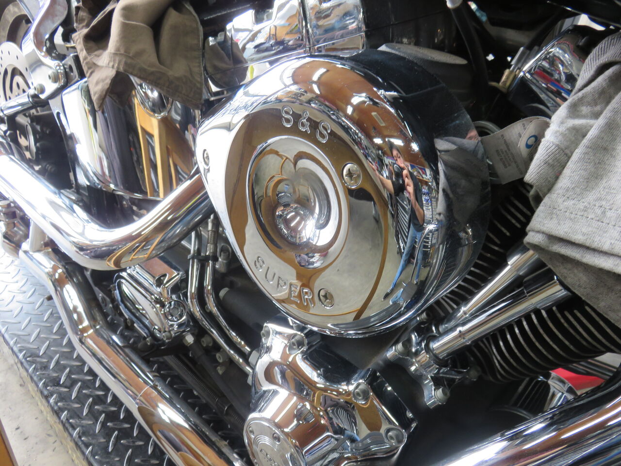 FLSTS 2001年式 キャブ車 外装一式 装飾品多数！ 2025年最新】Yahoo