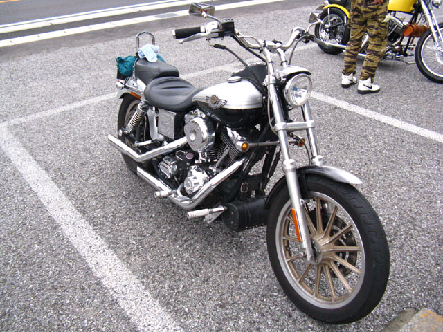 2003年式FXDL ステンレス製リアブレーキローター交換 ￥17,900