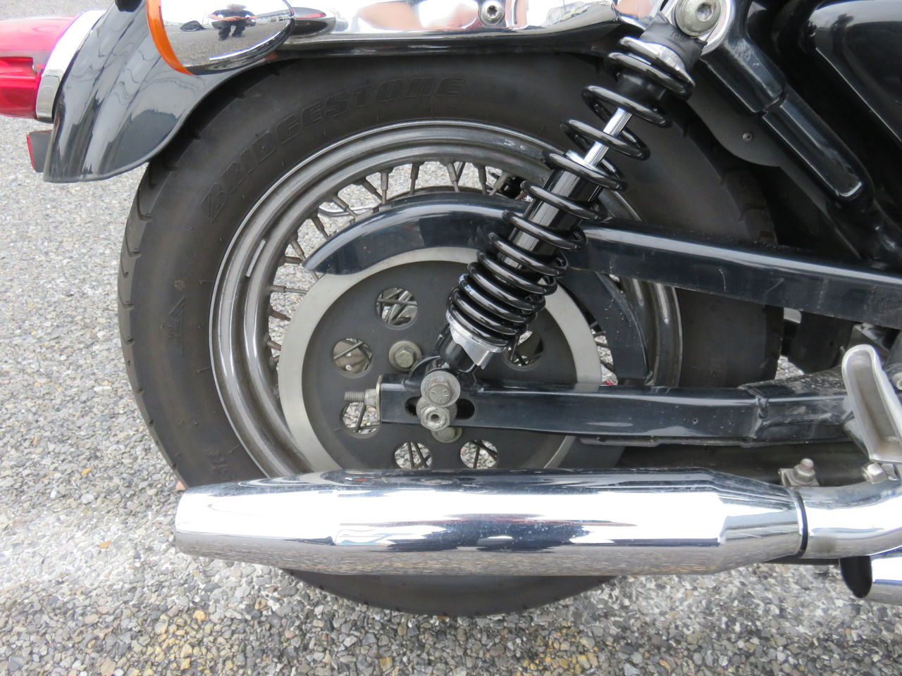 2001年式 XL883 IKON(アイコン)サスペンションの取り付け 2001年式 XL883 IKON(アイコン)サスペンションの取り付け