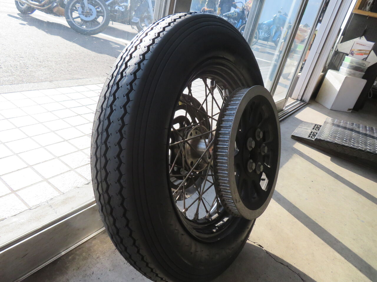 2020年式FXBB Rタイヤ交換！！ : HarleyDavidsonパーツ