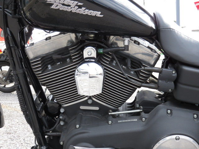2006年式FXDB エアクリーナー交換とステルスコイル取付け