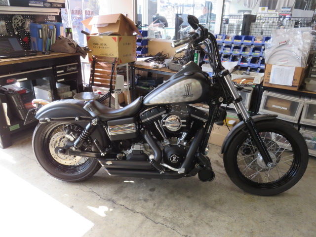 FXDB φ49フォーク用 トリプルツリー ダイナ ストリートボブ ストボブ 2011年式FXDB ストリートボブのノーマルトリプルツリーにロング