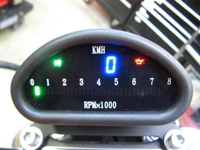 2003年式XL883Rのスピードメーター交換！ : HarleyDavidsonパーツ