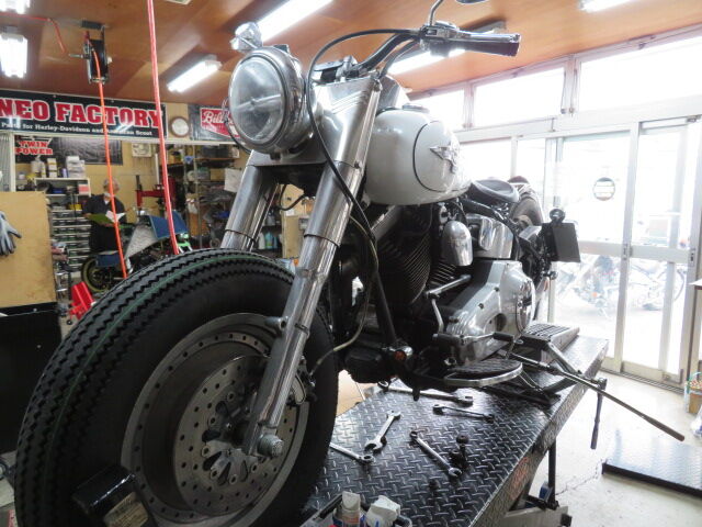 2004年ソフテイルサービスマニュアル プロ仕様！日本語版のハーレー