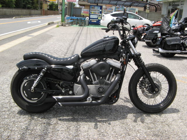 ハーレースポーツスターなどに　タイヤ前後セット 2007年式XL1200N ナイトスターの前後タイヤ交換