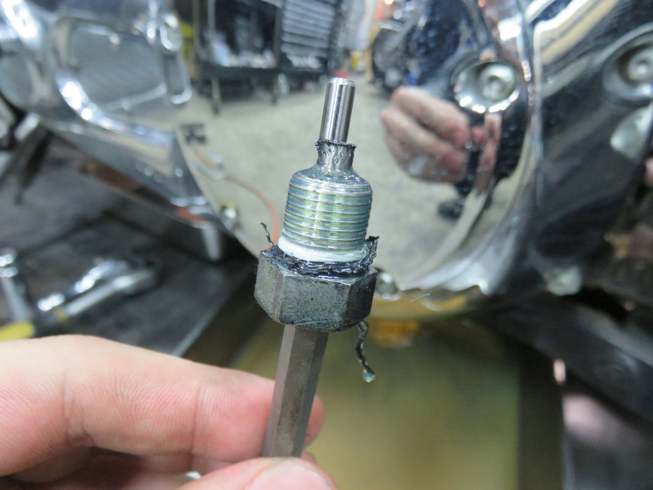 2001年式FLSTF オイル交換からの異常発見→修理!! : HarleyDavidson