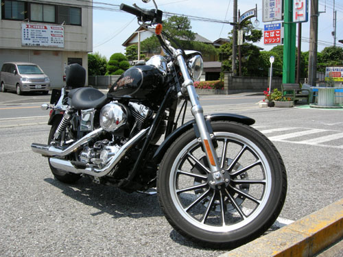 6/2 2005年式FXDL フットペグ交換 : HarleyDavidsonパーツ 6/2 2005年式FXDL フットペグ交換 : HarleyDavidsonパーツ