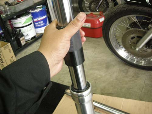 2007年式FXST フォークインナーチューブ交換 ￥39,700