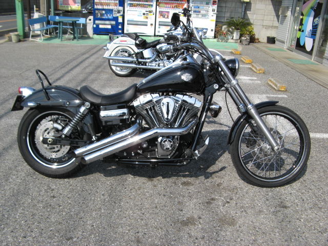 2010年式FXDWG ワイドグライドにショートショック取り付け 